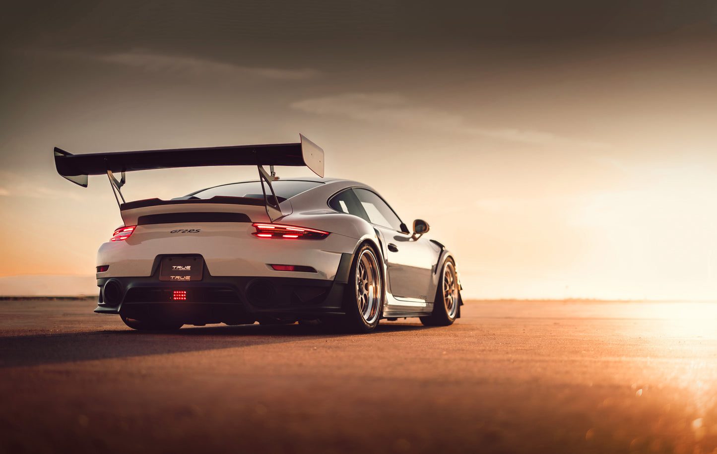 True Performance Cup Wing Uprights (991 GT3RS, 991.2 GT3RS, GT2RS)